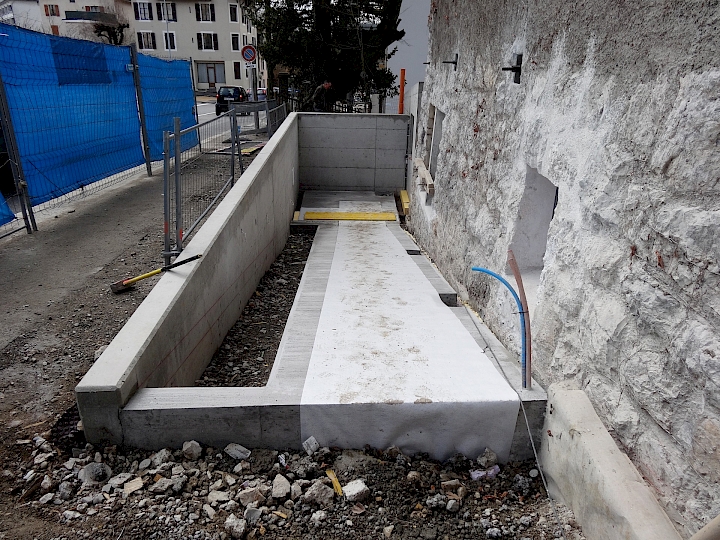 Plusieurs bacs ont été prévus pour diverses plantations.